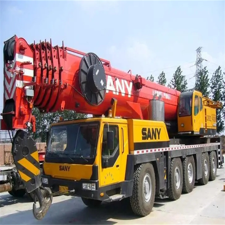 平舆附近工地哪里有吊车出租|应急吊装服务|24小时灵活调度