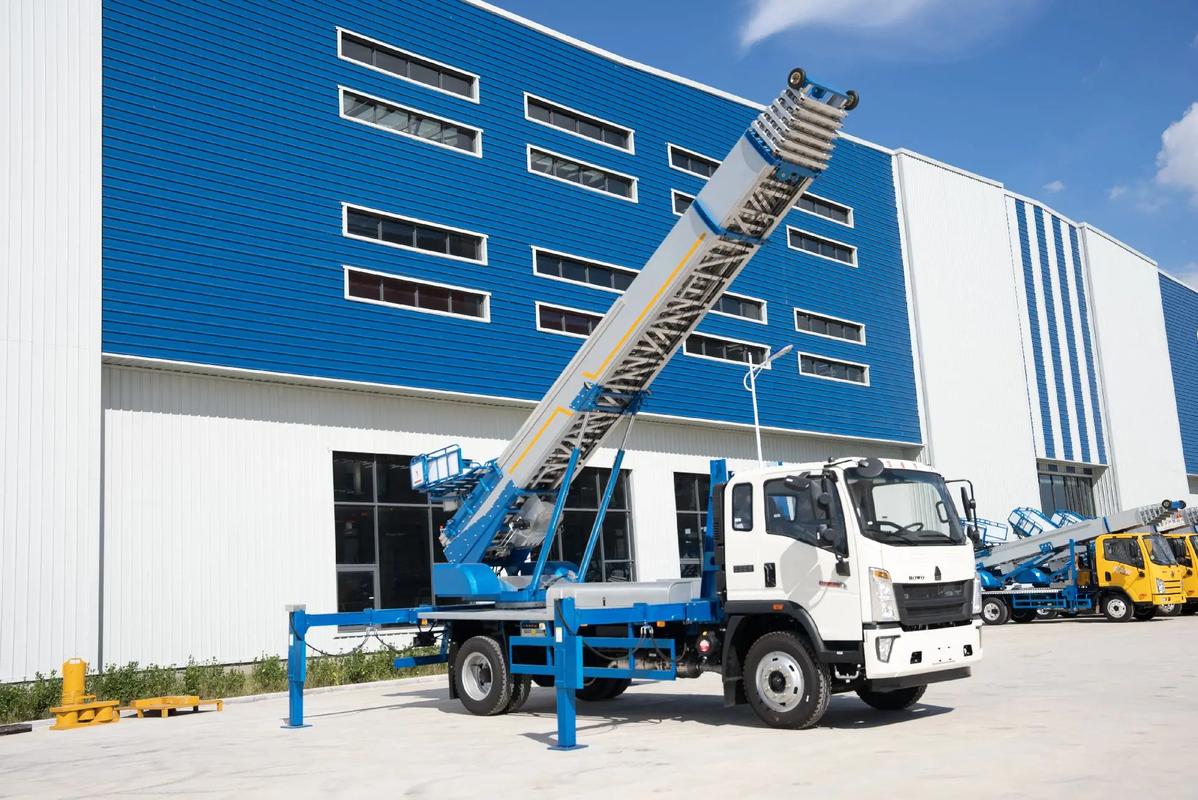 平舆小型云梯车上料车租赁多少钱