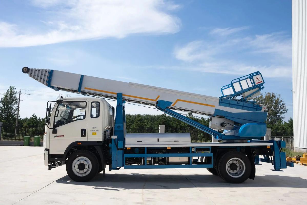 平舆云梯上料车租赁费用