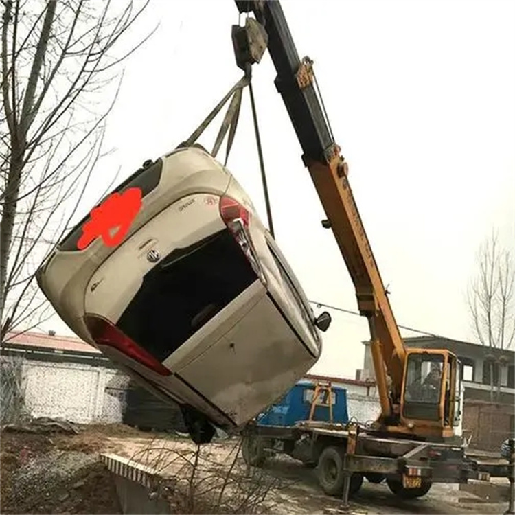 平舆随时待命，吊车24小时道路救援服务全解析